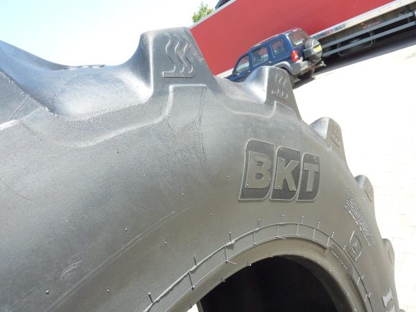 Opona używana rolnicza 650/606R34 BKT AGRI MAX FORCE 2500zł W3985 - obrazek 9