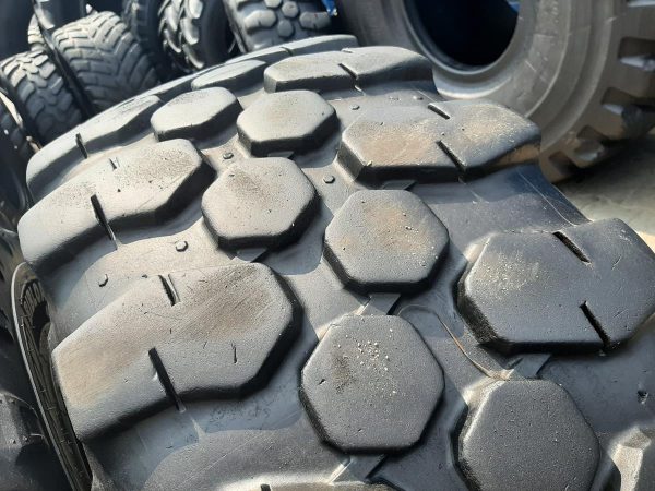 2x Opona używana przemysłowa 460/70R24 17.5R24 MICHELIN 1400zł W4478 - obrazek 10