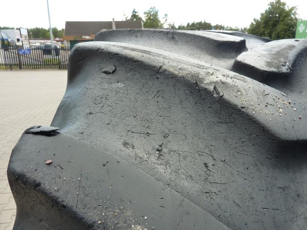 2x Opona używana rolnicza 600/65R38 CONTINENTAL CONTRACT AC65; 900zł W4002 - obrazek 9