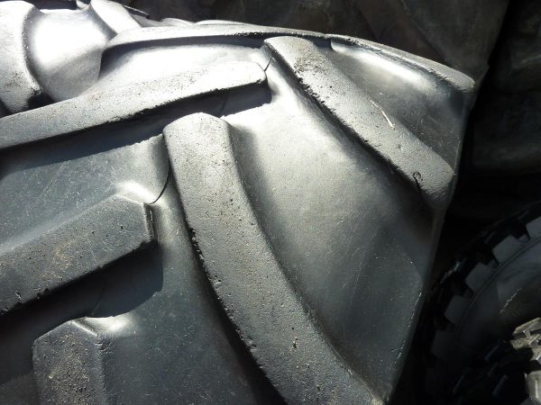 2x Opona używana rolnicza 420/65R20 CONTINENTAL CONTRACT AC65; 600zł W4008 - obrazek 5