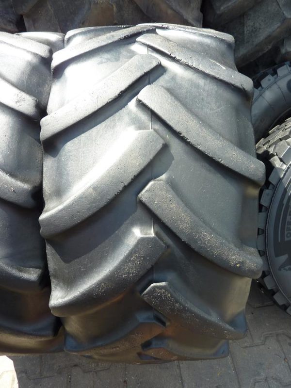 2x Opona używana rolnicza 420/65R20 CONTINENTAL CONTRACT AC65; 600zł W4008 - obrazek 8