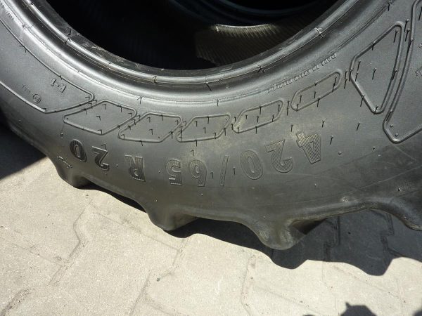 2x Opona używana rolnicza 420/65R20 CONTINENTAL CONTRACT AC65; 600zł W4008 - obrazek 3