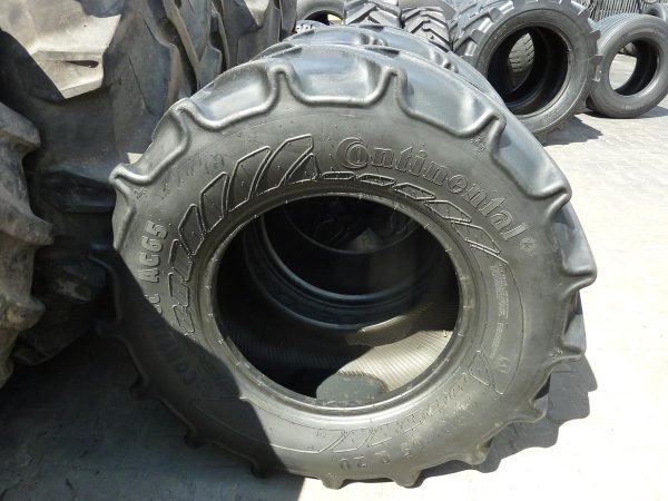 2x Opona używana rolnicza 420/65R20 CONTINENTAL CONTRACT AC65; 600zł W4008 - obrazek 2