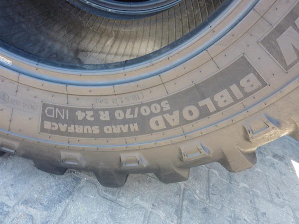 Opona używana przemysłowa 500/70R24 19.5R24 MICHELIN BIBLOAD 1500zł W4009 - obrazek 3