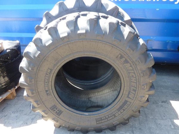 Opona używana przemysłowa 500/70R24 19.5R24 MICHELIN BIBLOAD 1500zł W4009 - obrazek 2