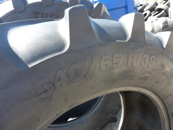 Opona używana rolnicza 540/65R38 VREDESTEIN TRAXION+ 1800zł W4010 - obrazek 3