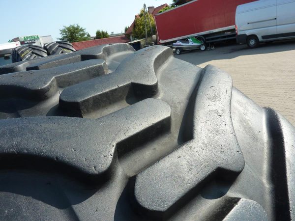 2x Opona używana rolnicza 710/50-30.5 TRELLEBORG TWIN 423; 3200zł W4015 - obrazek 9