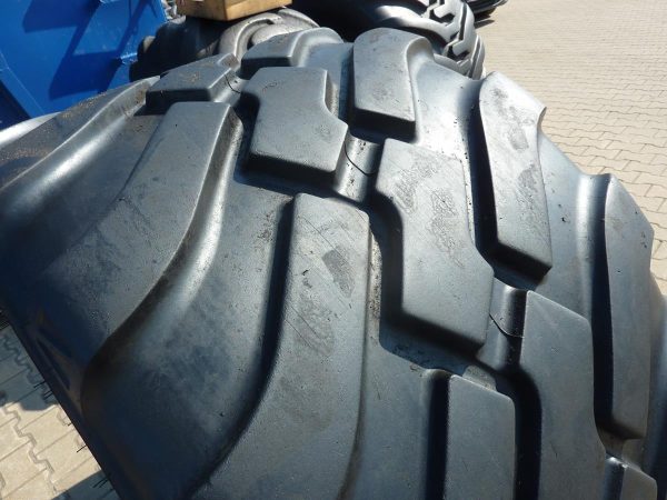 Opona używana rolnicza 710/50R26.5 BKT FL630 ULTRA 2500zł W4017 - obrazek 7