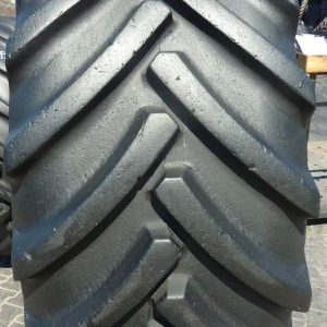 Opona używana rolnicza 800/70R32 CONTINENTAL SVT 4000zł W4026