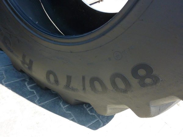 Opona używana rolnicza 800/70R32 CONTINENTAL SVT 4000zł W4026 - obrazek 3