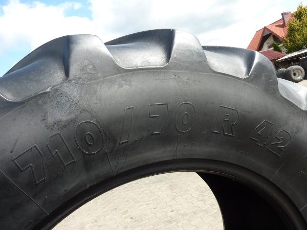 Opona używana rolnicza 710/70R42 MICHELIN XM28; 2800zł W4030 - obrazek 3