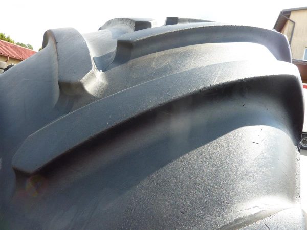 Opona używana rolnicza 710/70R42 MICHELIN XM28; 2800zł W4030 - obrazek 6