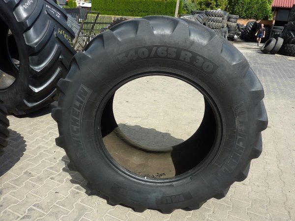 Opona używana rolnicza 540/65R30 MICHELIN MULTI BIB 1800zł W4032 - obrazek 2