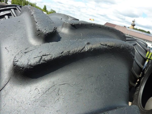 2x Opona używana rolnicza 580/70R38 MICHELIN OMNIBIB 1800zł W4036 - obrazek 14
