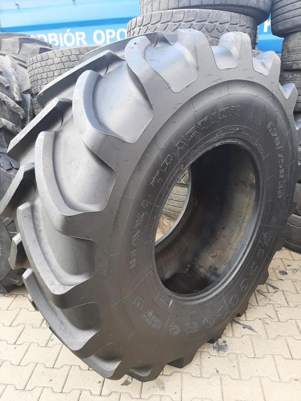 Opona używana rolnicza 620/75R30 FIRESTONE MAXI TRACTION 3500zł W4065 - obrazek 2