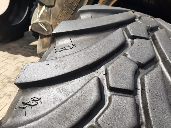 Opona używana przemysłowa 445/65R22.5 ALLIANCE FLOTATION 398 HS 1400zł W4070 - obrazek 6