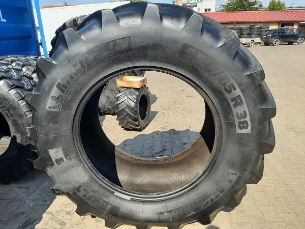 Opona używana rolnicza 650/65R38 MICHELIN MULTIBIB 3800zł W4074 - obrazek 2