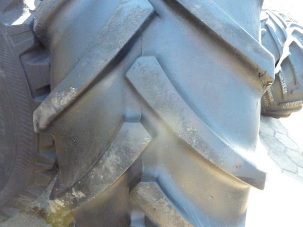 2x Opona używana rolnicza 500/85R30 CONTINENTAL SVT 1700zł W1261 - obrazek 4