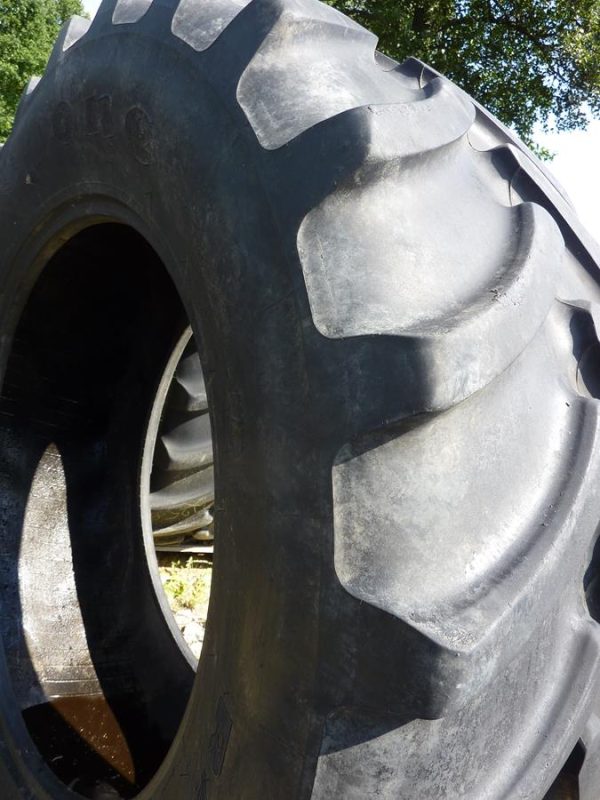 Opona używana rolnicza 650/65R42 FIRESTONE RADIAL 9000; 3400zł W4038 - obrazek 7