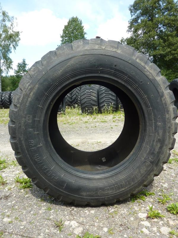 Opona używana rolnicza 600/55-26.5 ALLIANCE FLOTATION 328 1400zł W4040 - obrazek 2