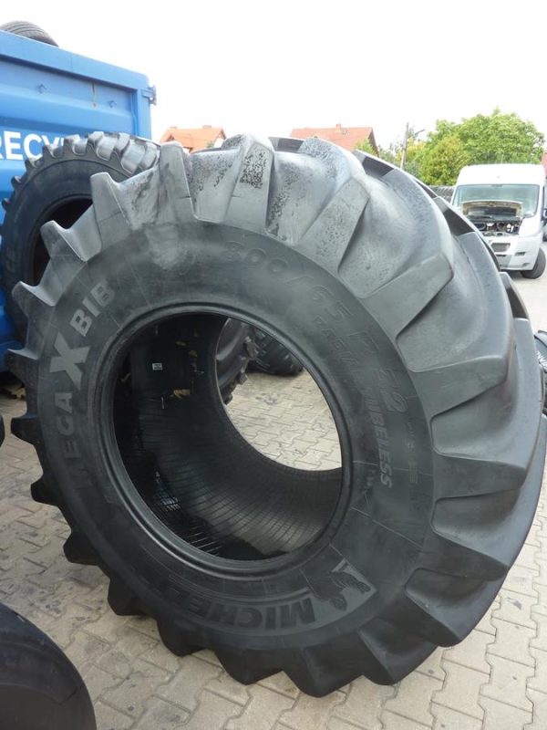 Opona używana rolnicza 800/65R32 MICHELIN MEGAXBIB 4200zł W4048 - obrazek 2