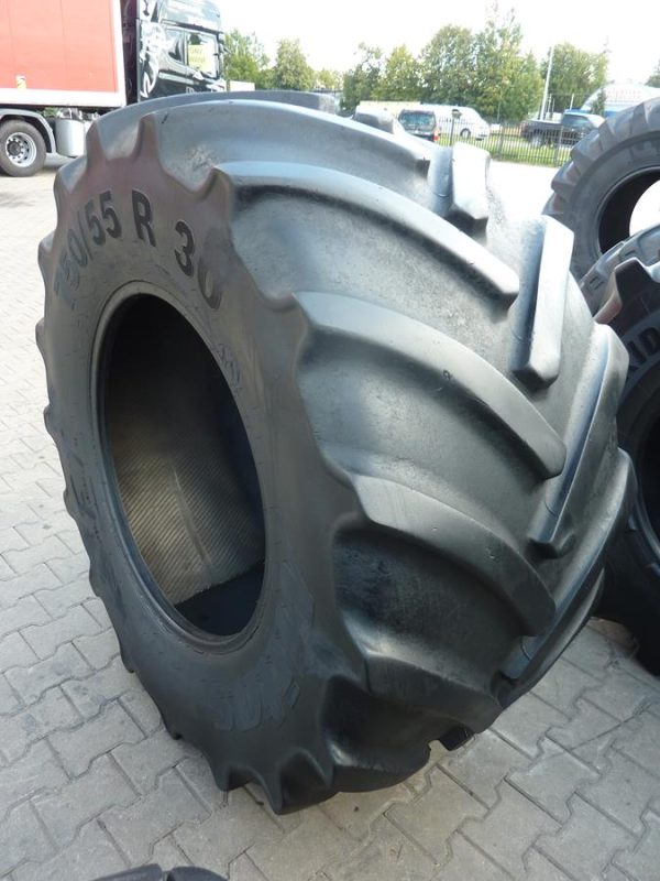 Opona używana rolnicza 750/55R30 MITAS SFT 1600zł W4057 - obrazek 11