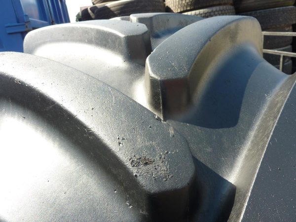 Opona używana rolnicza 600/65R28 BRIDGESTONE VT TRACTOR 2500zł W4058 - obrazek 6