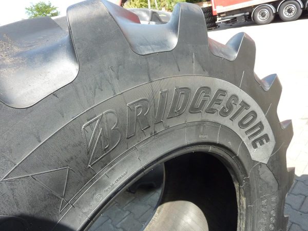 Opona używana rolnicza 600/65R28 BRIDGESTONE VT TRACTOR 2500zł W4058 - obrazek 3