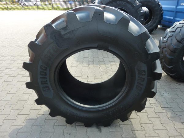 Opona używana rolnicza 600/65R28 BRIDGESTONE VT TRACTOR 2500zł W4058 - obrazek 2