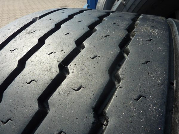Opona używana ciężarowa 455/45R22.5 MICHELIN X ONE MAXI TRAILEK+ 1000zł C2325 - obrazek 7