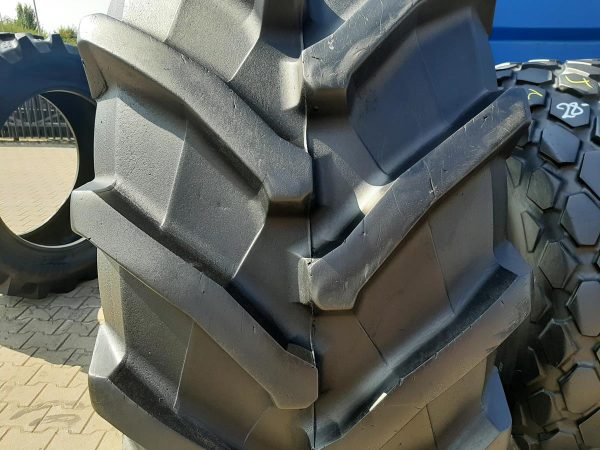 2x Opona używana rolnicza 710/70R42 TRELLEBORG TM900; 4950zł W4077 - obrazek 4