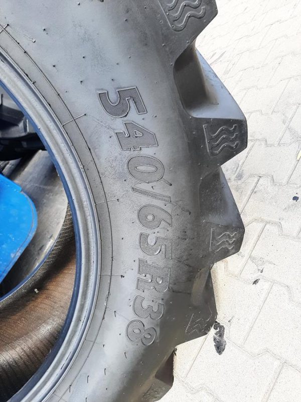 Opona używana rolnicza 540/65R38 BKT AGRIMAX RT657; 2000zł W4078 - obrazek 3