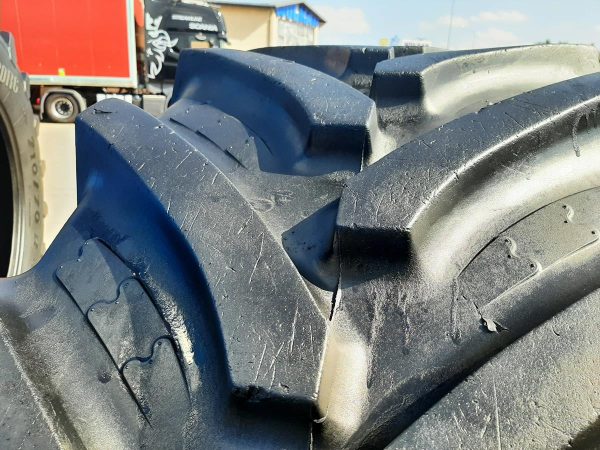 Opona używana rolnicza 540/65R38 BKT AGRIMAX RT657; 2000zł W4078 - obrazek 11