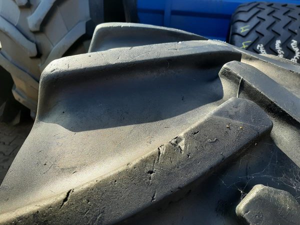 2x Opona używana rolnicza 600/65R28 CONTINENTAL CONTRACT AC65; 1450zł W4083 - obrazek 6