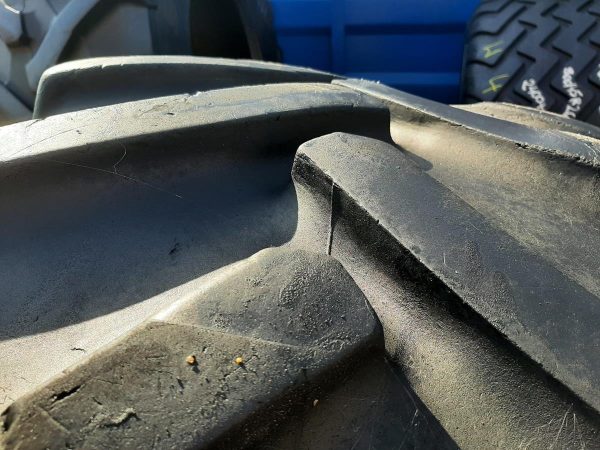 2x Opona używana rolnicza 600/65R28 CONTINENTAL CONTRACT AC65; 1450zł W4083 - obrazek 7