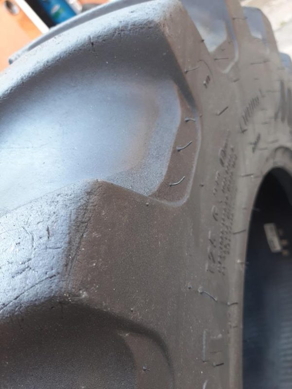 Opona używana rolnicza 325/70R18 MITAS AC70G 700zł W4086 - obrazek 10