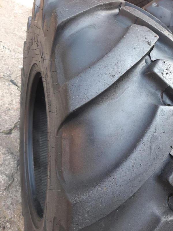 Opona używana rolnicza 325/70R18 MITAS AC70G 700zł W4086 - obrazek 6