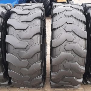 4x Opona używana przemysłowa 440/80-24 16.9-24 CAMSO MPT 732; 700zł W4087