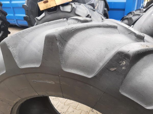 Opona używana rolnicza 480/70R30 CULTOR RADIAL 70; 800zł W4093 - obrazek 9