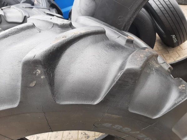Opona używana rolnicza 480/70R30 CULTOR RADIAL 70; 800zł W4093 - obrazek 11