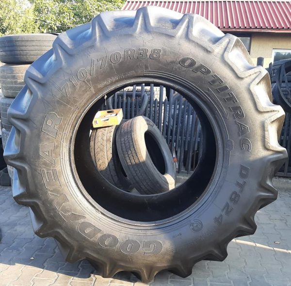 Opona używana rolnicza 710/70R38 GOODYEAR OPTITRAC DT824; 3000zł W4103 - obrazek 2