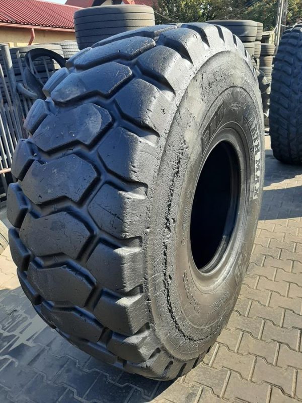 Opona używana przemysłowa 23.5R25 BKT EARTH MAX 2900zł W4105 - obrazek 10