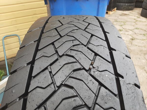 Opona używana ciężarowa 315/80R22.5 GOODYERA KMAX D 1200zł C2335 - obrazek 5