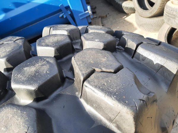 Opona używana przemysłowa 460/70R24 17.5R24 MICHELIN BIBLOAD 2000zł W4109 - obrazek 10