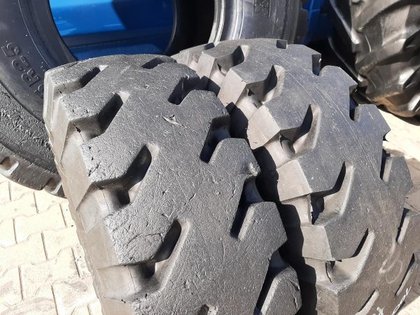 2x Opona używana przemysłowa 10.00R15 MICHELIN X MINE D2; 500zł W4113 - obrazek 9
