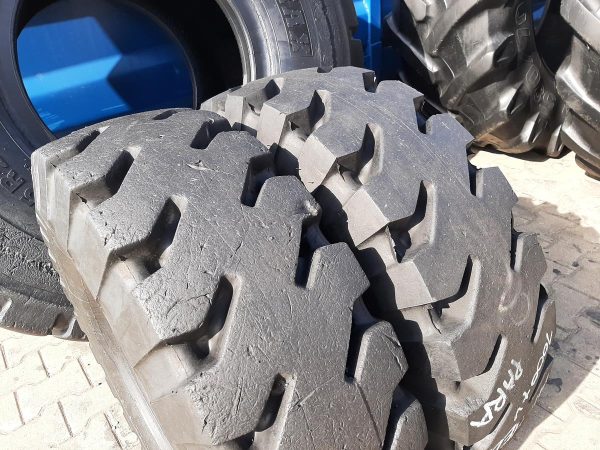 2x Opona używana przemysłowa 10.00R15 MICHELIN X MINE D2; 500zł W4113 - obrazek 7