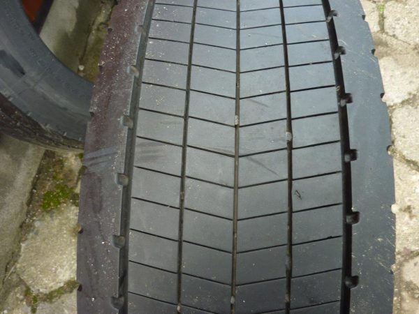 Opona używana ciężarowa 315/70R22.5 BRIDGESTONE 550zł C526 - obrazek 3
