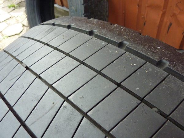 Opona używana ciężarowa 315/70R22.5 BRIDGESTONE 550zł C526 - obrazek 7