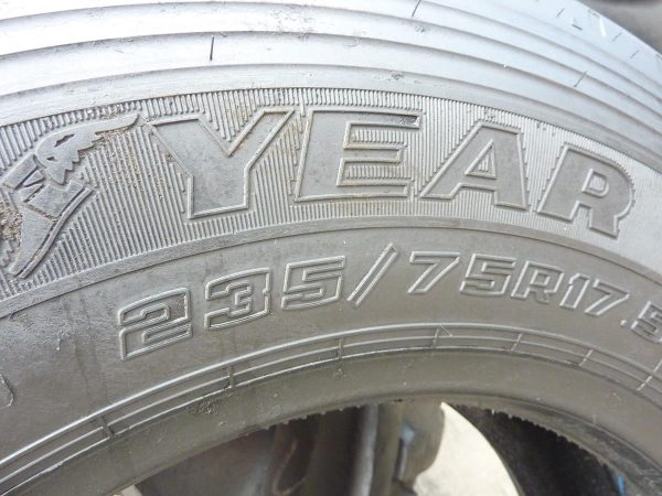 Opona używana ciężarowa 235/75R17.5 GOODYEAR K MAX T 350zł C2328 - obrazek 3