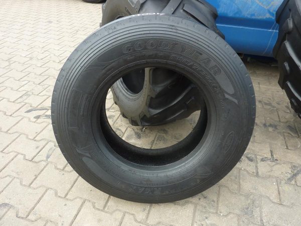 Opona używana ciężarowa 235/75R17.5 GOODYEAR K MAX T 350zł C2328 - obrazek 2